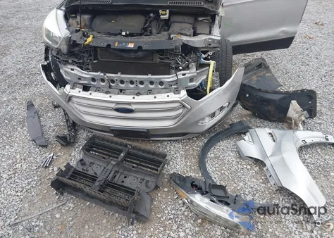 2018 Ford Escape Se из США, поврежденный, VIN 1FMCU9GD3JUB21514